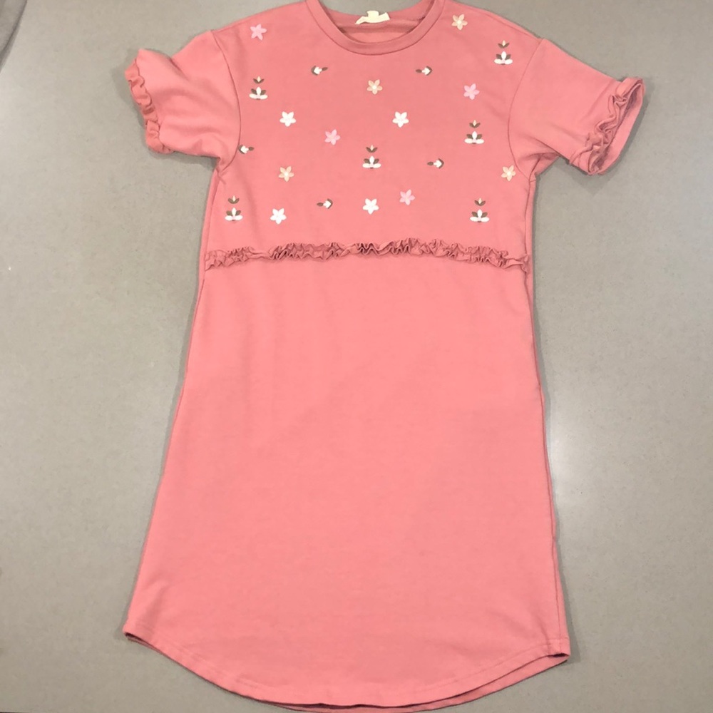 Very comfortable pink dress.